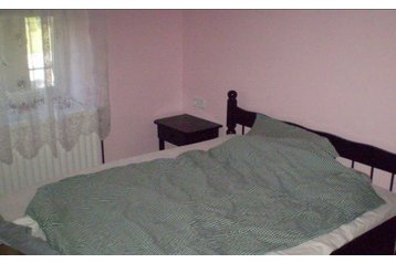 Ungaria Privát Mikófalva, Interiorul